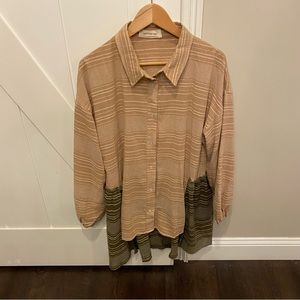 NWOT Time After Time Tunic Top